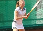 Лапущенкова с трудом пробилась во 2-й круг турнира в Стамбуле (29.07.2010)